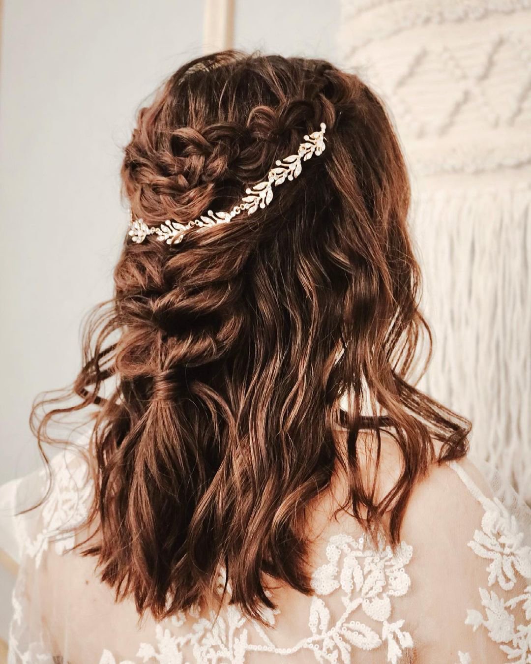 rustic wedding hairstyles half up with soft braids bridal hair vine rebecca.murphy.beauty