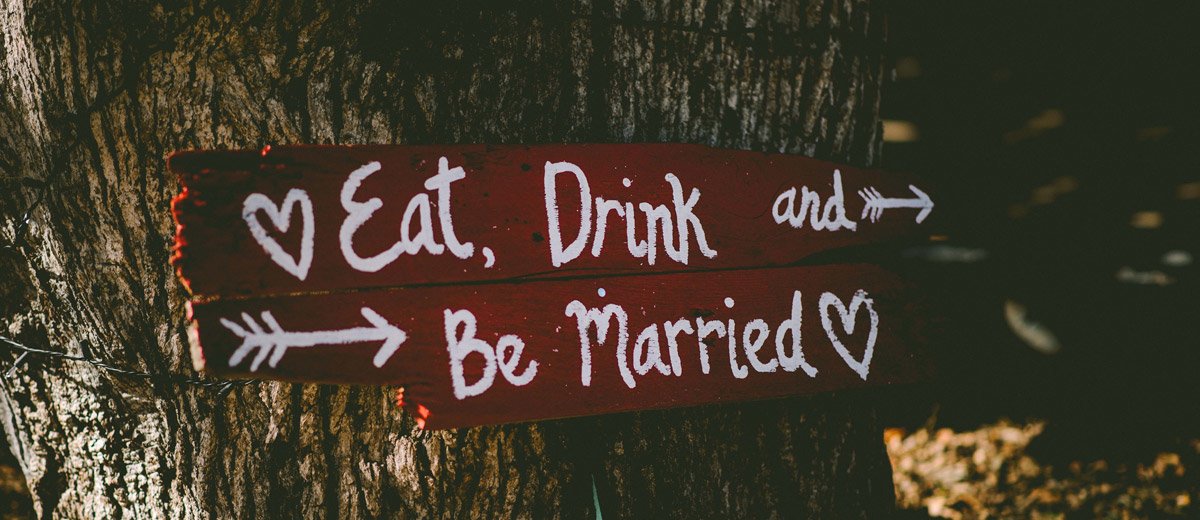 Unique Rustic Wedding Signs To Guide Your Guests In The Most Amazing Way
