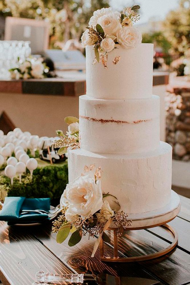 simple elegant chic wedding cakes rusticflowers