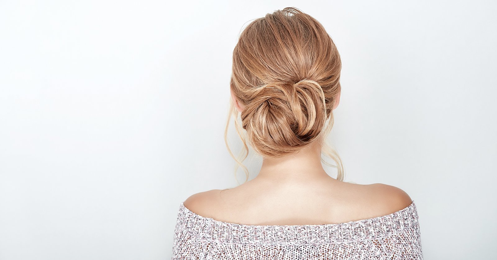 Stunning low bun with pearls - Easy updo - Updo hairstyles - Quick