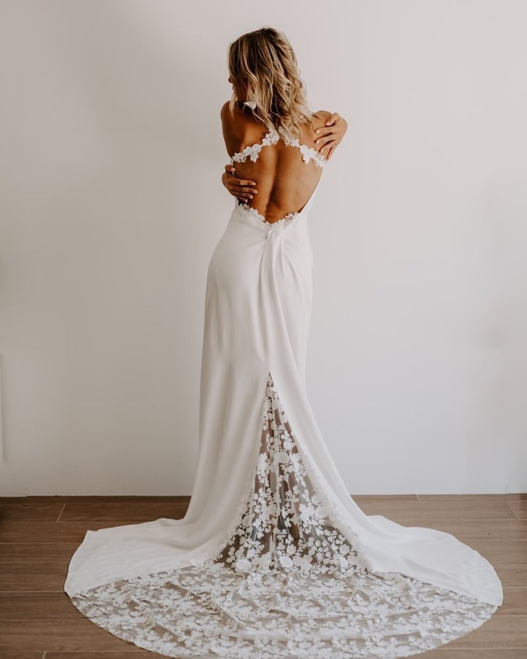 rustic wedding dresses open back lace sheath beach boho sophiesarfati