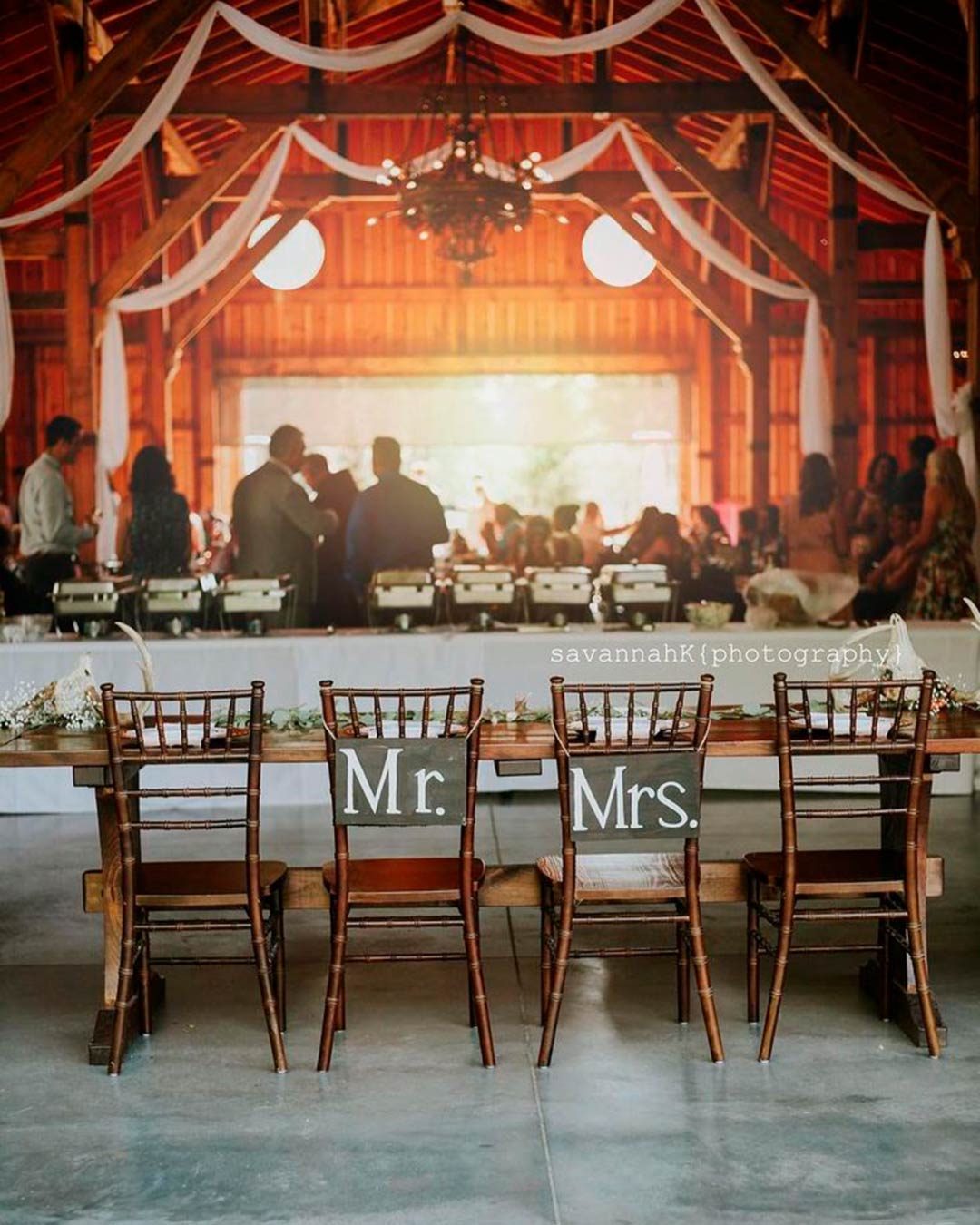 rustic wedding venue in michigan barn setting