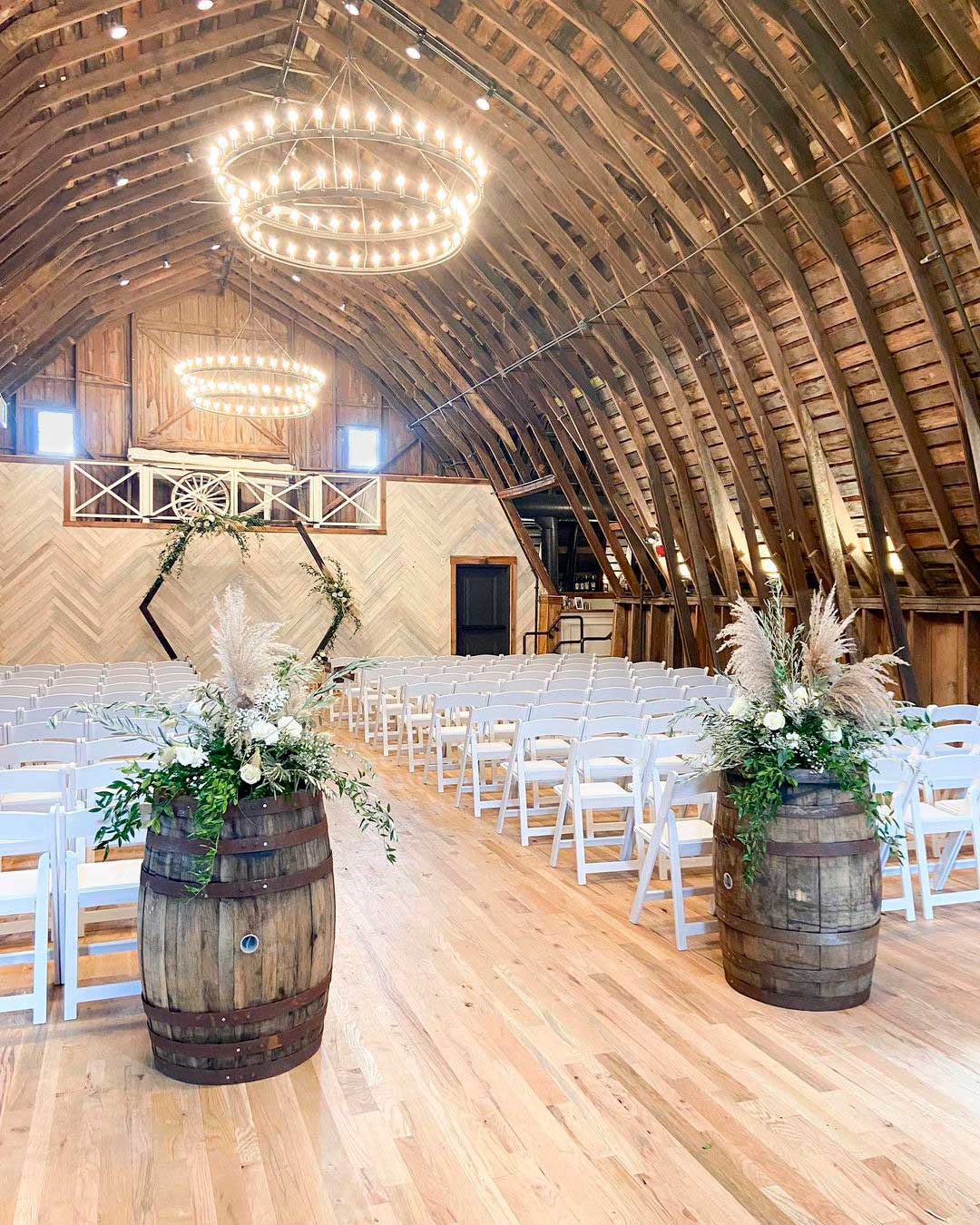 rustic wedding venues in wi barn decor