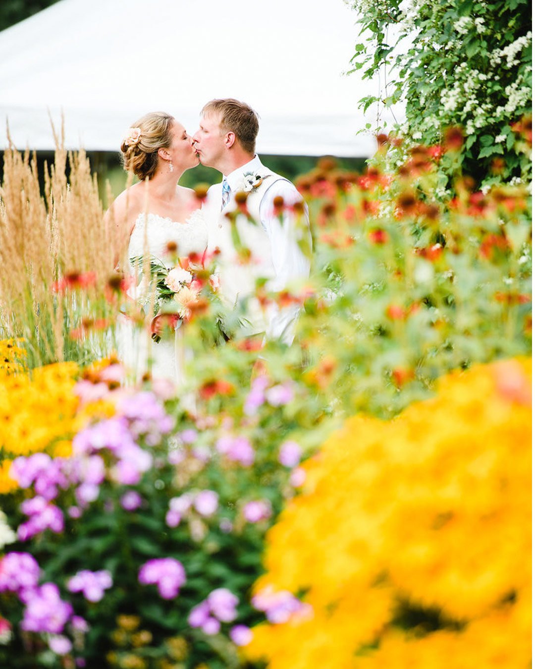 rustic wedding venues in wi barn outdoor bride groom flowers