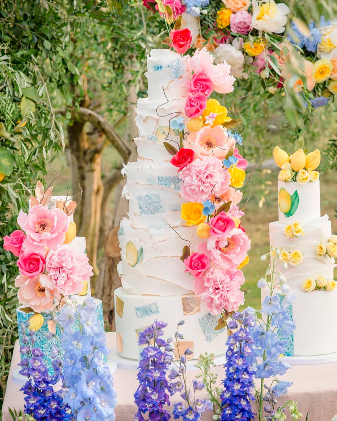 wedding cake ideas color flowers