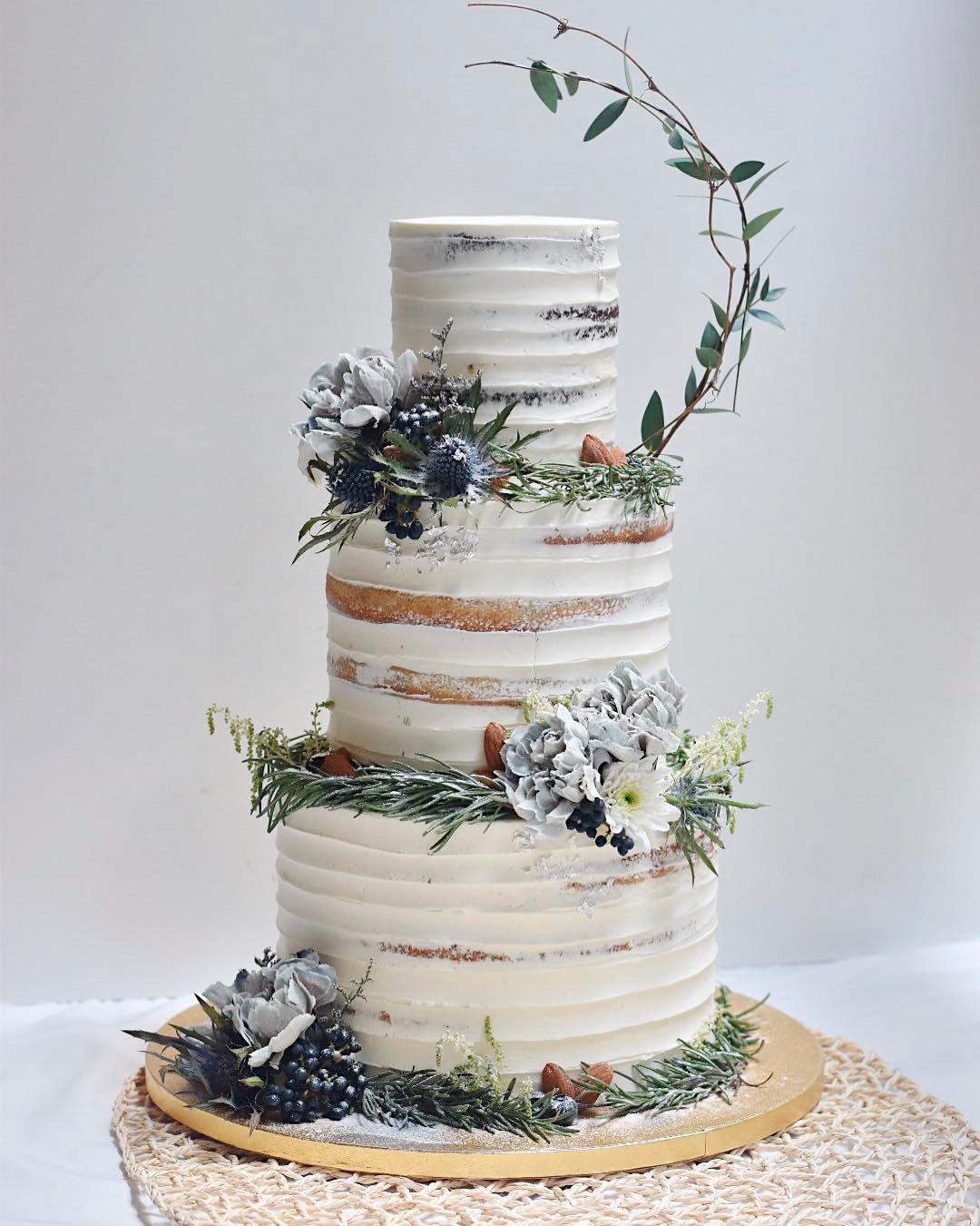 wedding cake ideas rustic ruffled