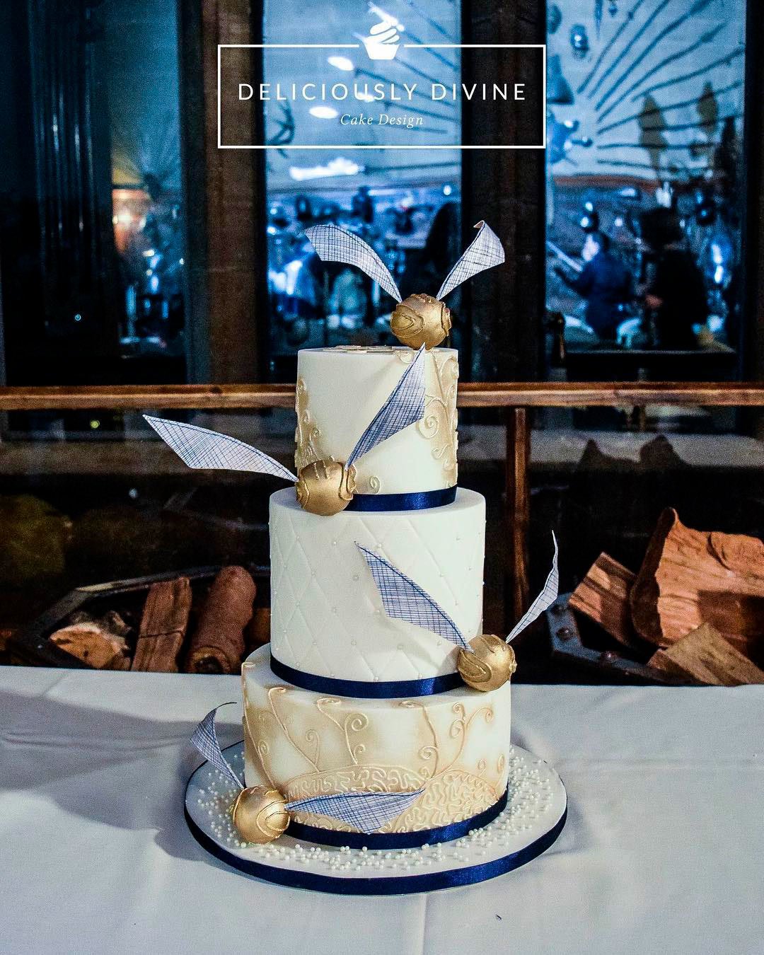 wedding cake ideas themed