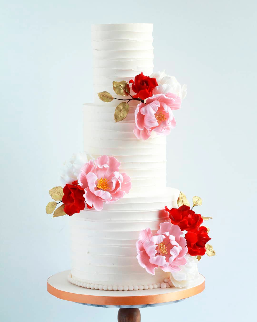 wedding cake ideas white ruffled flowers