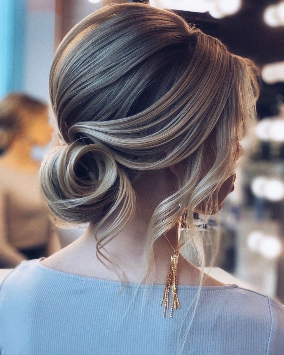 wedding hairstyles for short hair elegant low bun olesya_zemskova_
