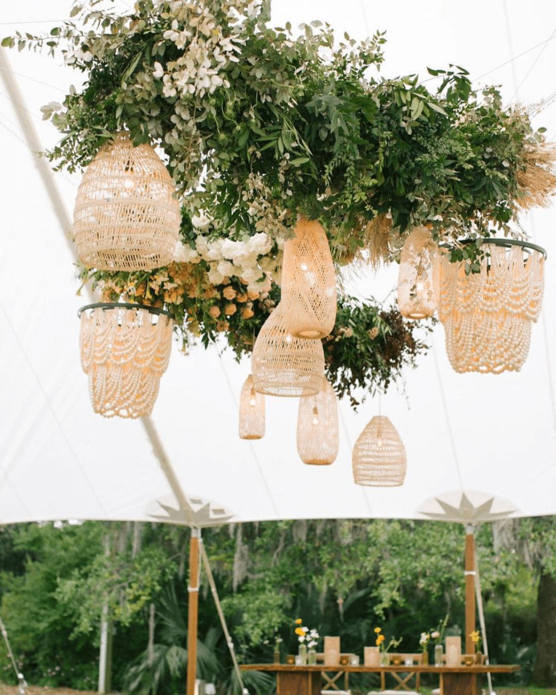 wedding ideas repurposing vintage decor chandelier