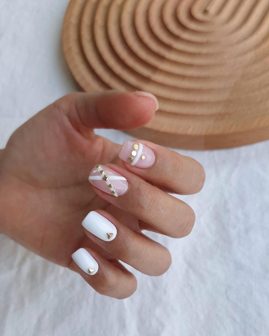 white nail designs for wedding minimalistic with gold pins kangannynails