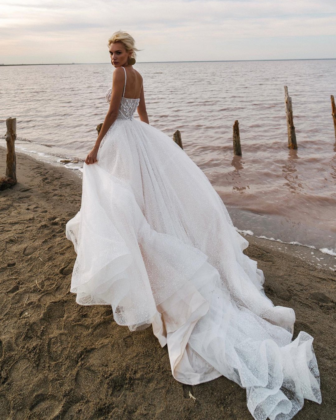 beach wedding dresses with spaghetti straps low back train marytrufel