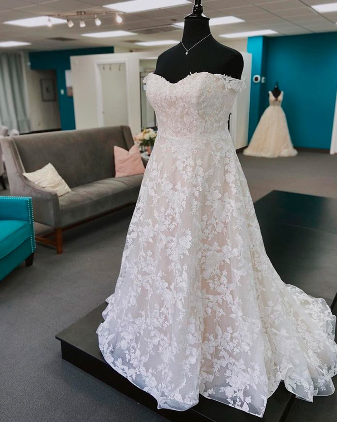 best bridal salons in texas bride dress lace design