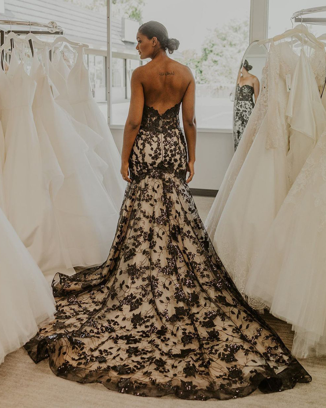 black wedding dresses fit and flare with white lace backless casablanca