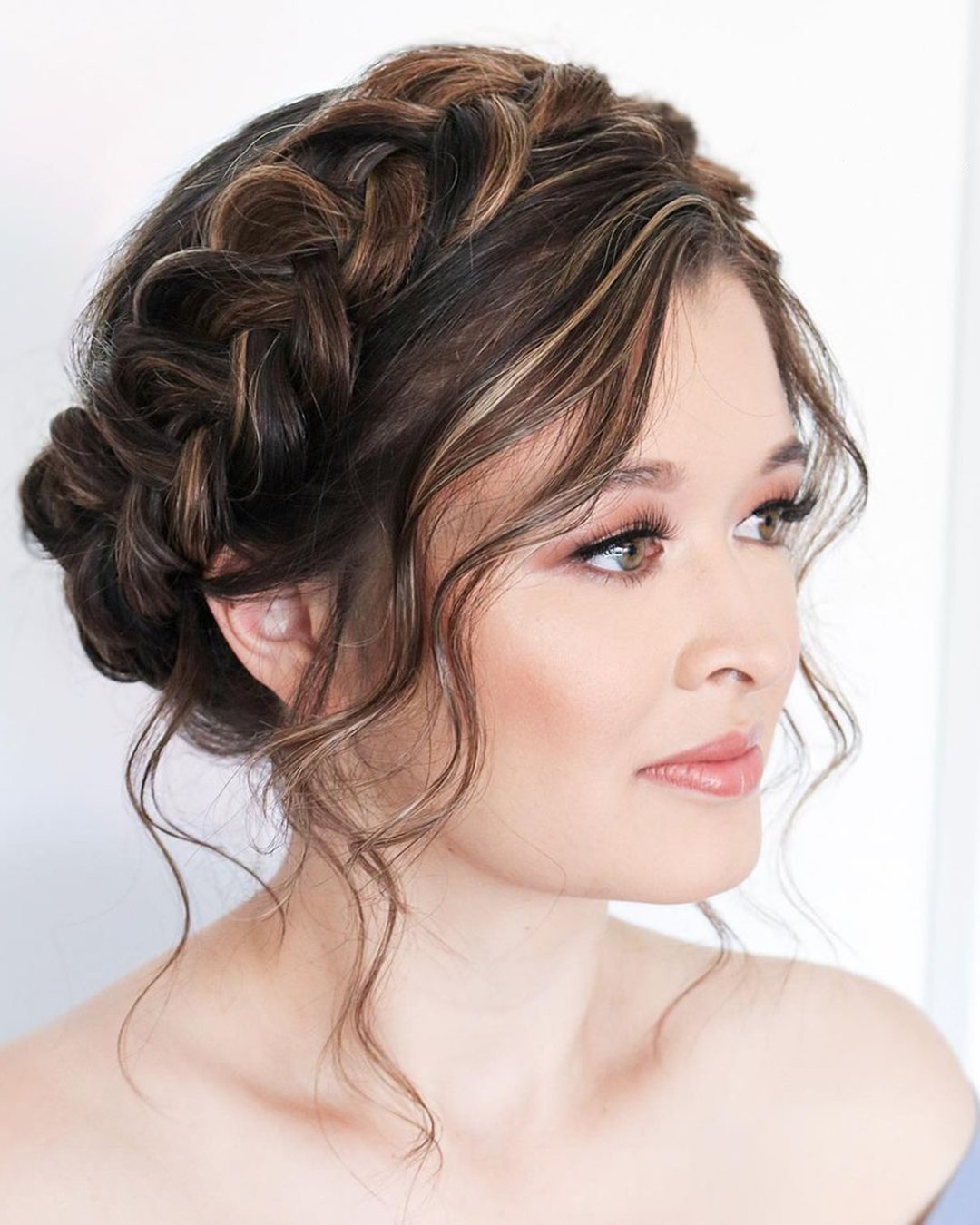 wedding updos for short hair braided halo with loose curls hairspray_studio