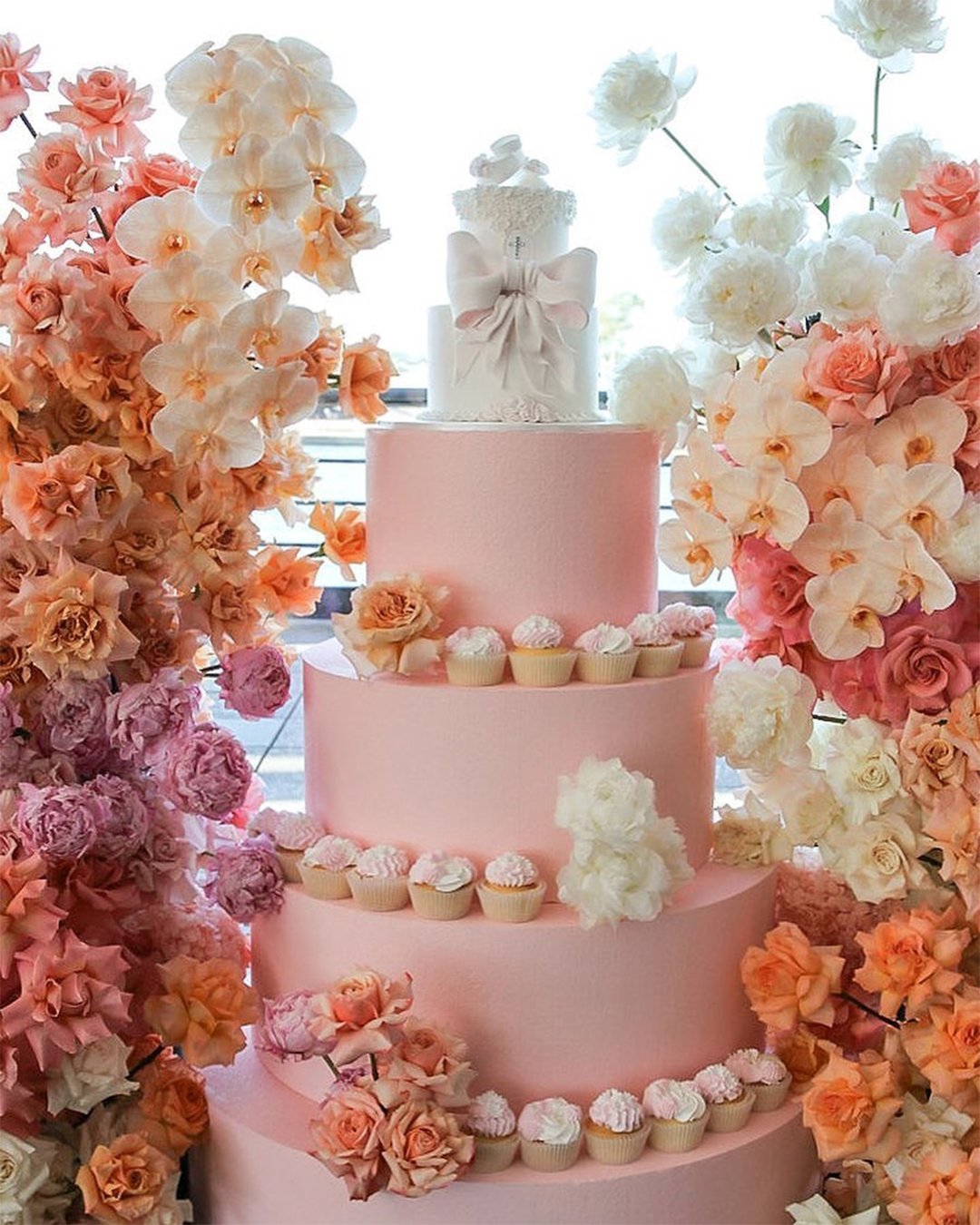 coral wedding decorations tasty wedding cake