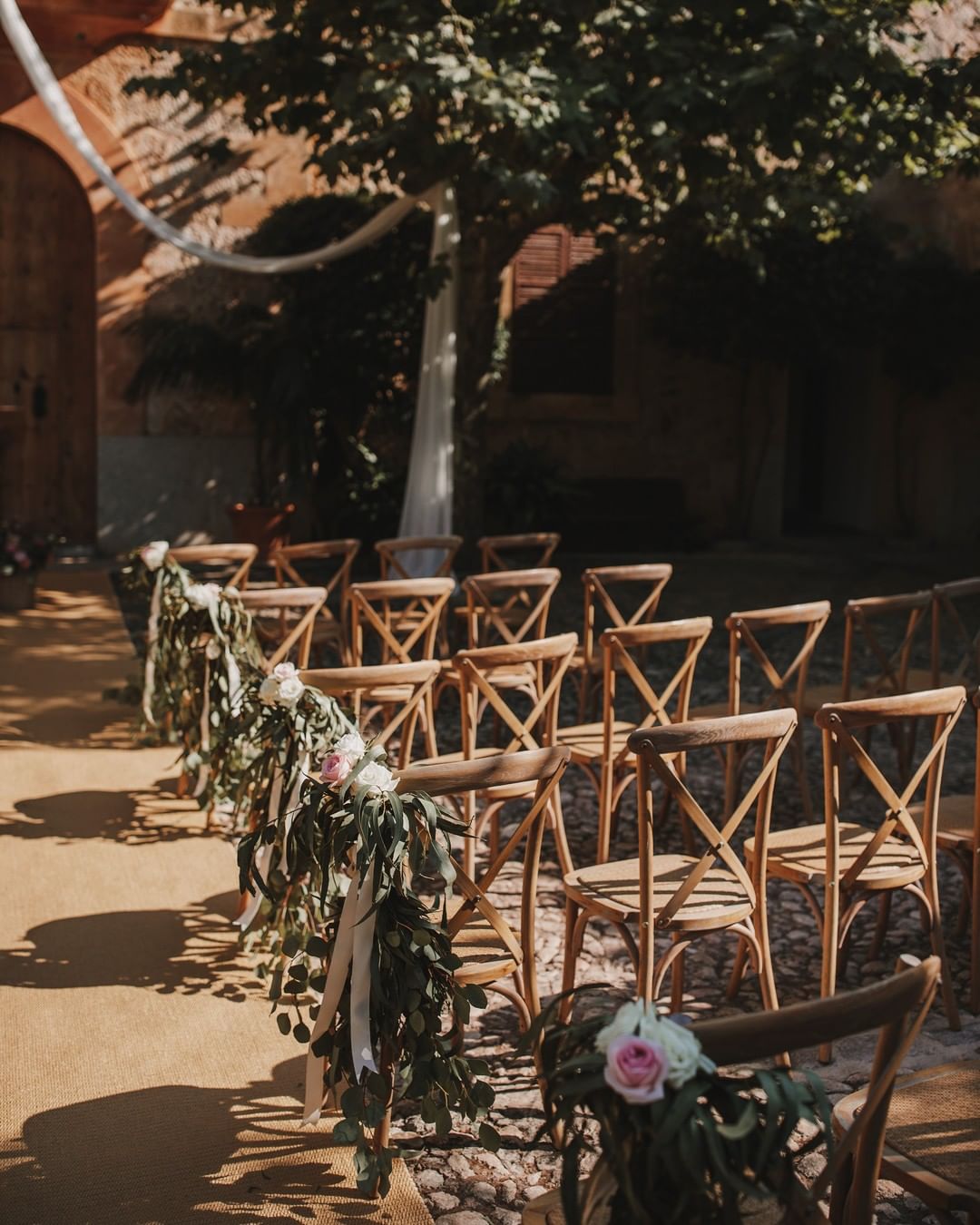 country wedding aisle chairs