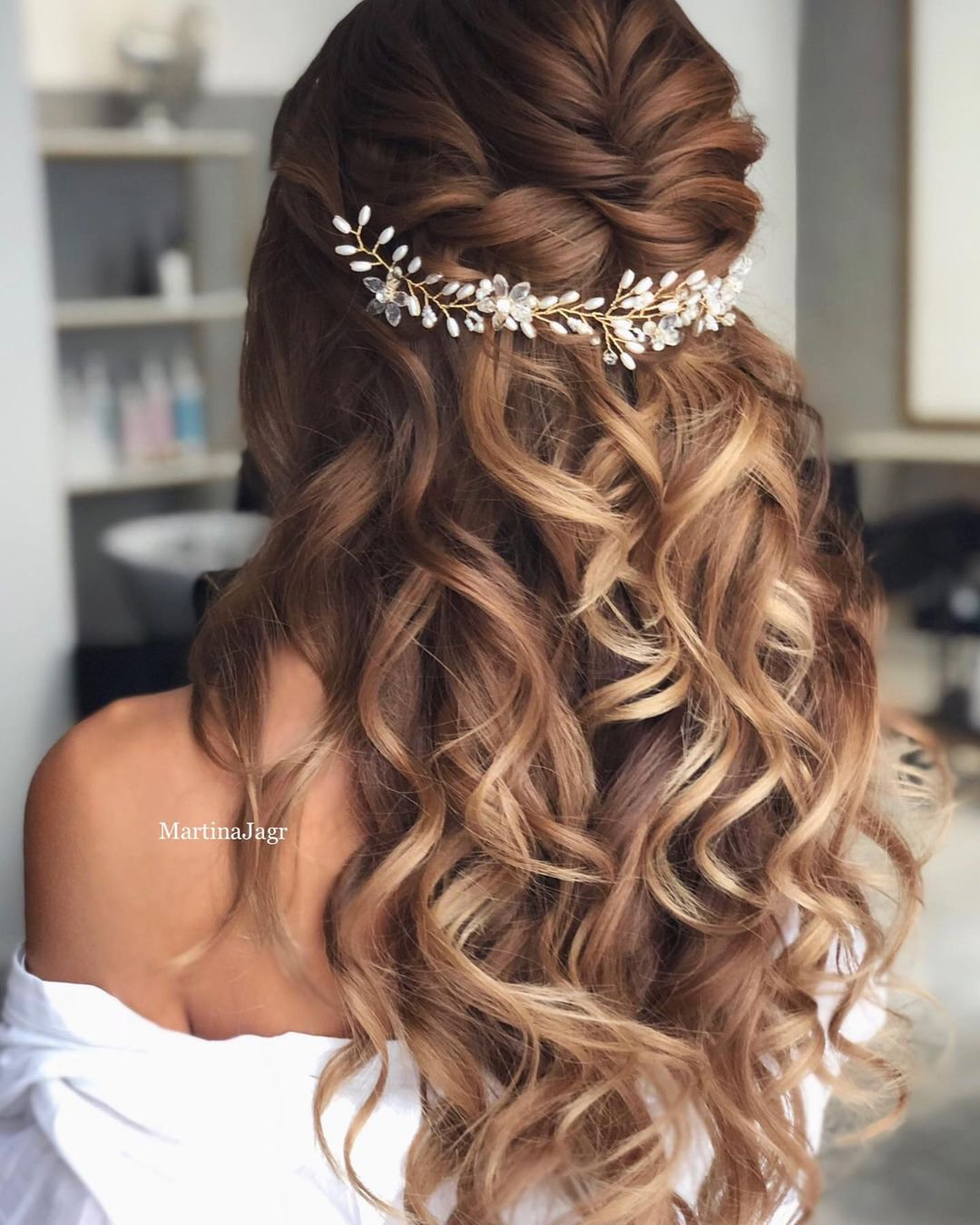 elegant wedding hairstyles swept half up on long hair martinajagr