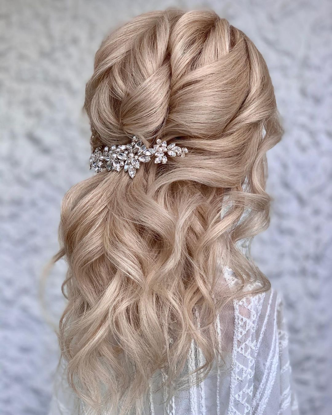mother of the bride hairstyles elegant half up clairehartleystylist