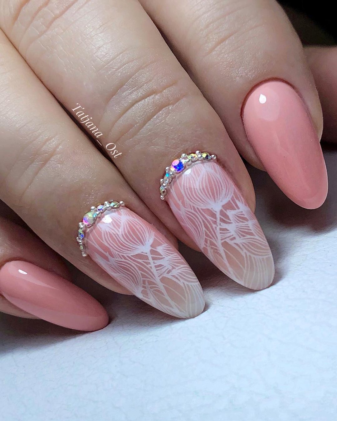 nail design wedding ideas gentle pink with rhinestones tatjana_ost