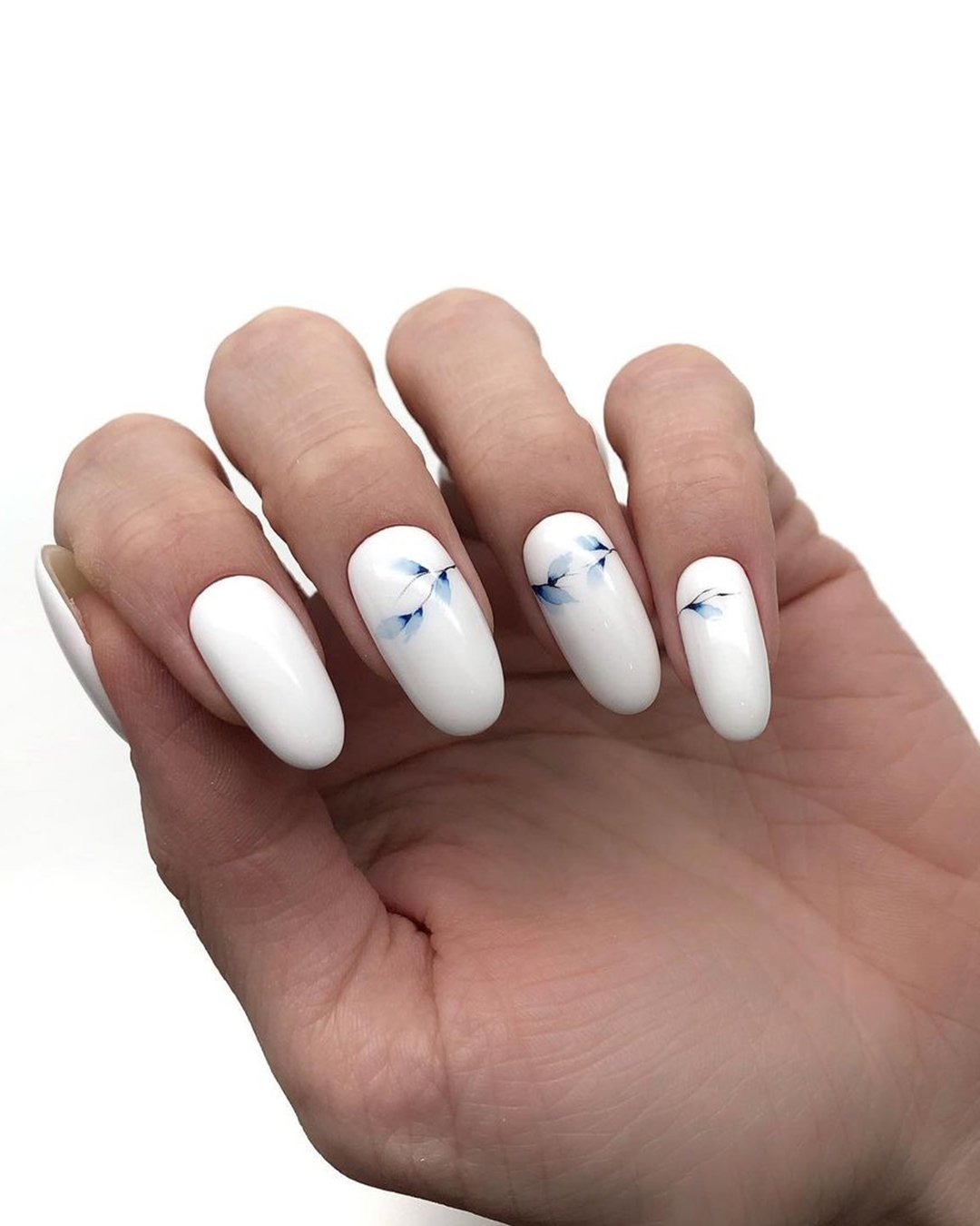 nail design wedding ideas white with blue flowers dudkevich_olga