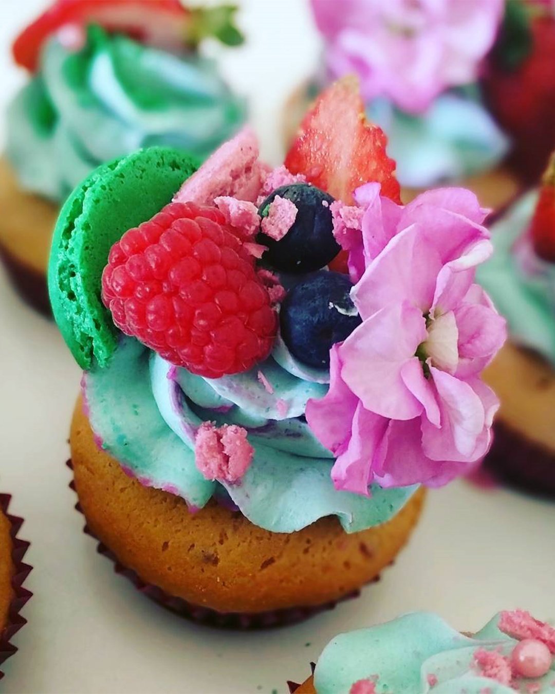 wedding cake alternatives desserts with fruits