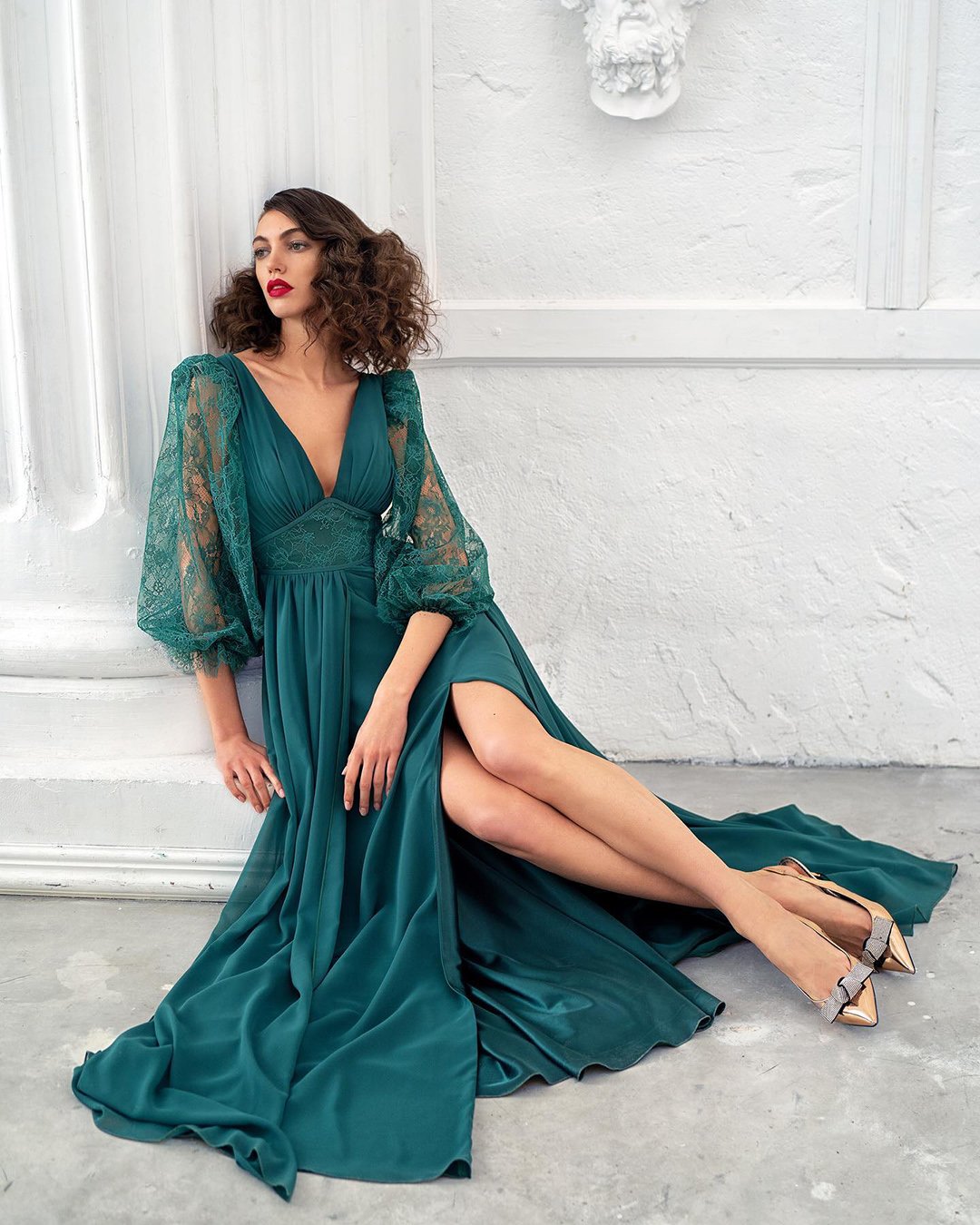 wedding guest outfit with long sleeves v neckline green papilio