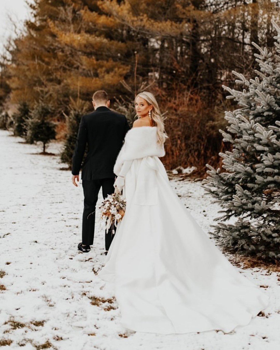 Winter Wedding Dresses \u0026 Outfits Ideas 