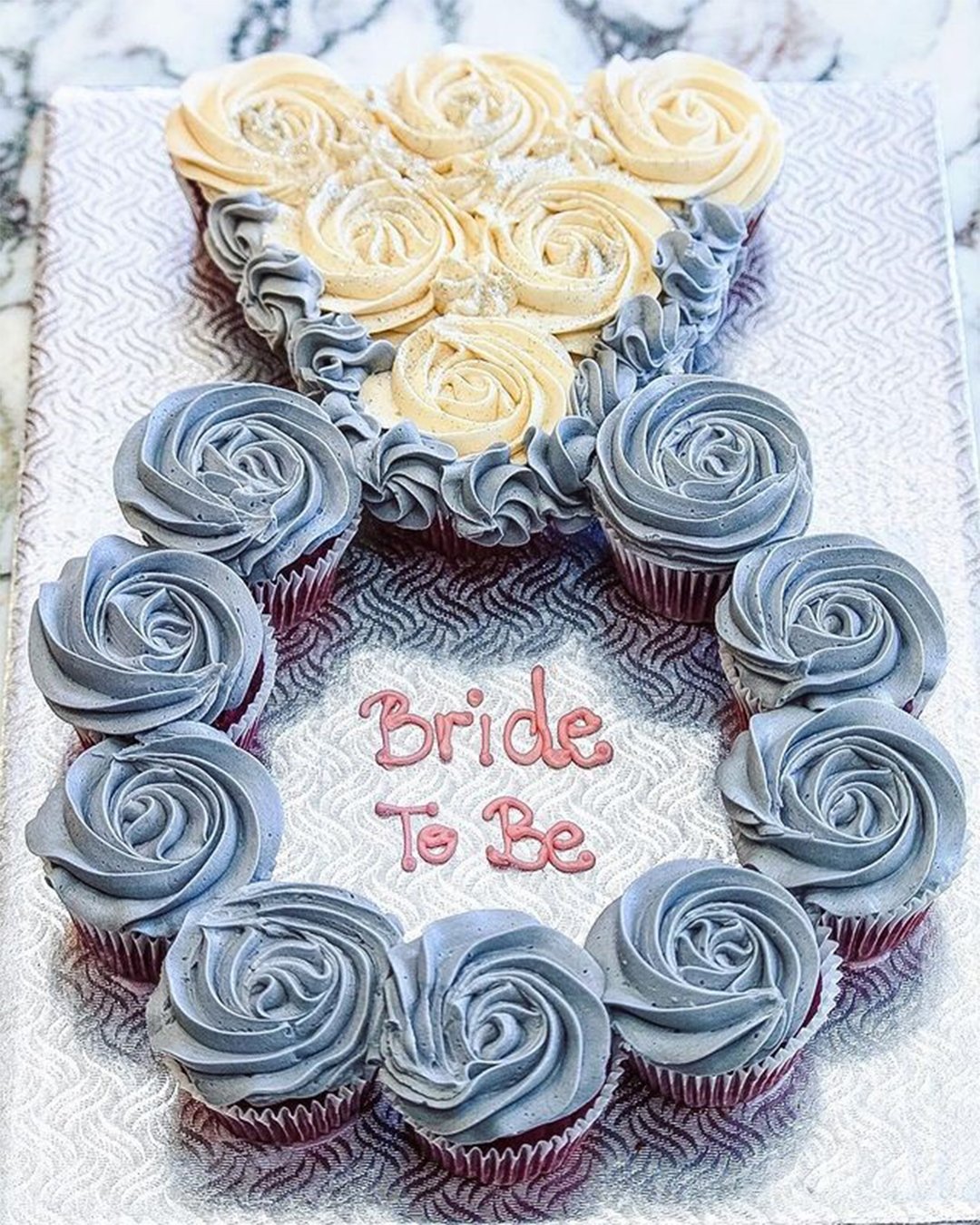 engagement party cakes stylish cupcakes