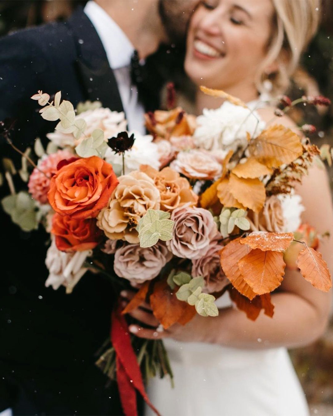 fall wedding bouquets bright orange flowers