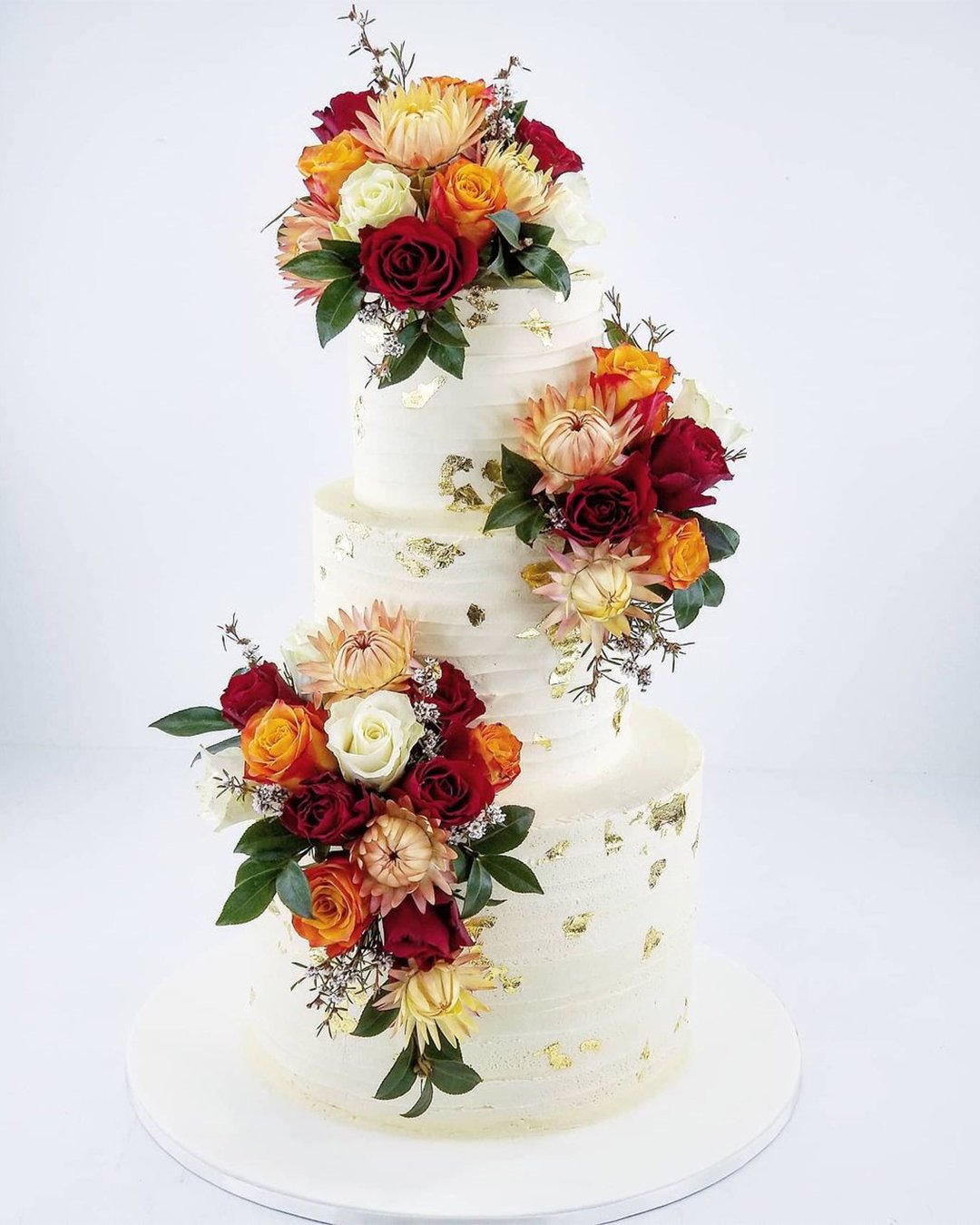 fall wedding cakes elegant wedding cake ideas with flowers