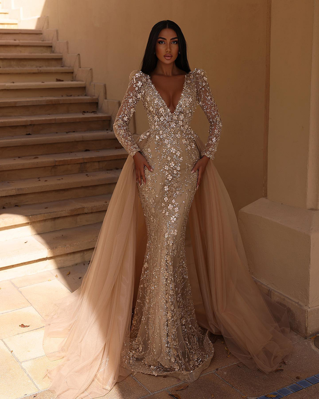 Fall Wedding Dresses: 18 Bridal Ideas 