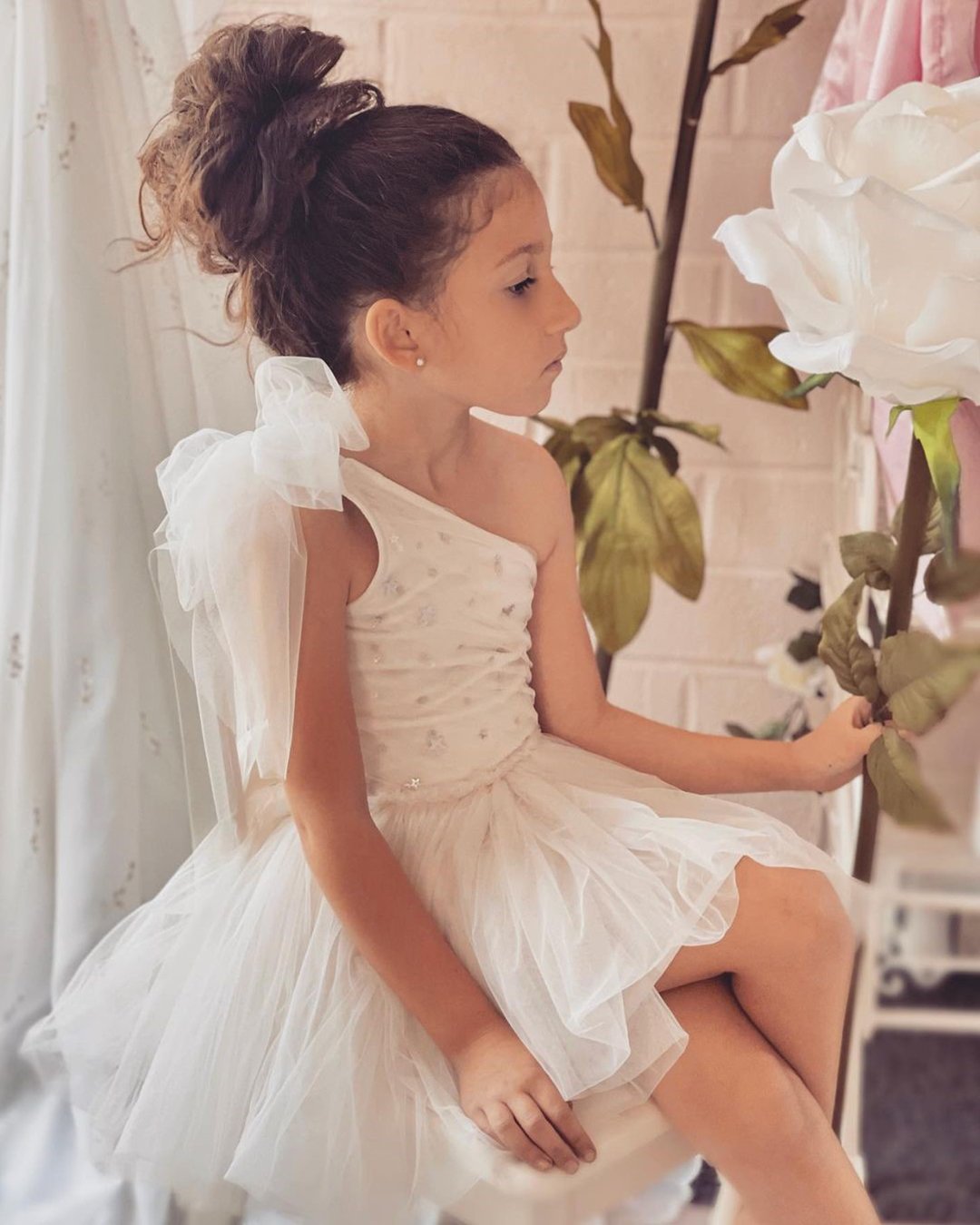 flower girl dress delicate light with bow maraisskyofficial