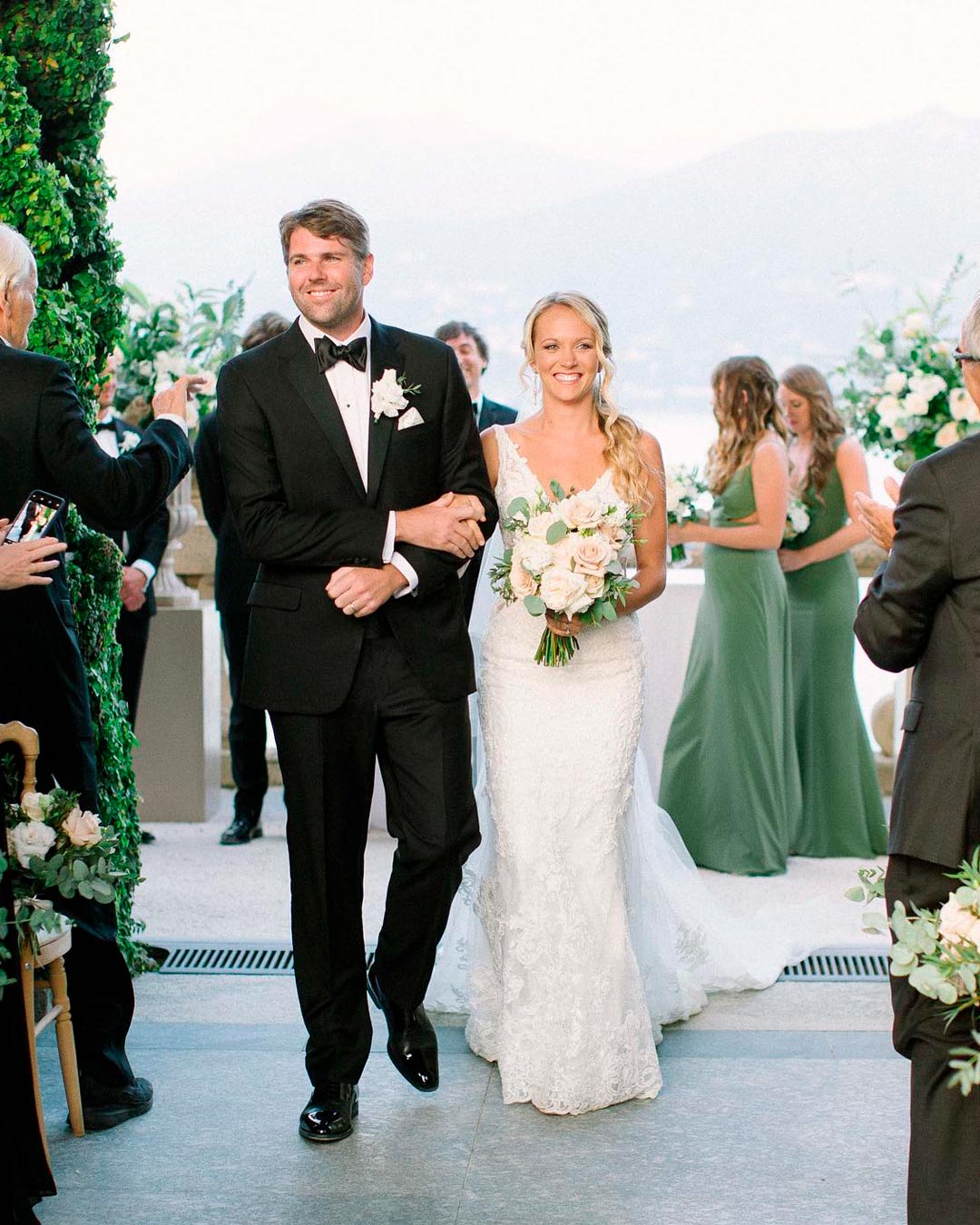 Italian Wedding Songs: a Choice of the Best Tunes to Play at the Wedding