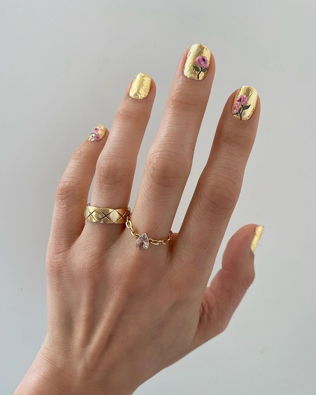 pinterest nails for wedding gold foil with pink flowers betina_goldstein