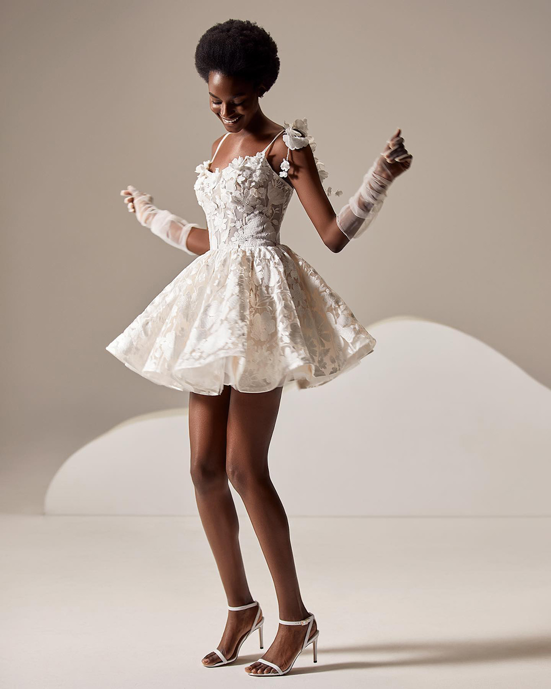 Short floral wedding dresses deals