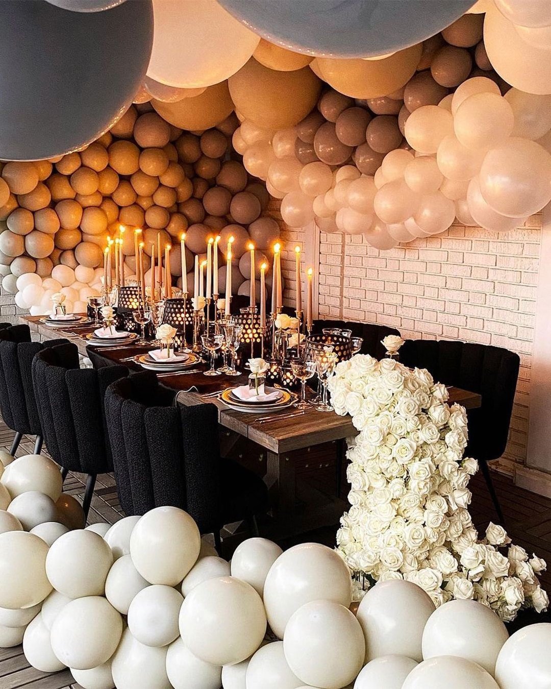 wedding balloon decorations for wedding party are perfectly