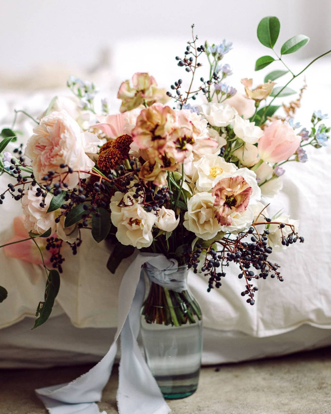 wedding bouquet ideas inspiration tender fall bouquet dafioridesign