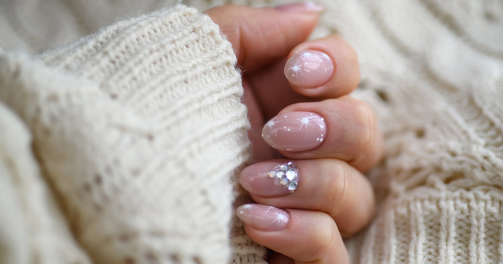 Wedding Nails 30 Best Ideas For Brides [2025 Guide]
