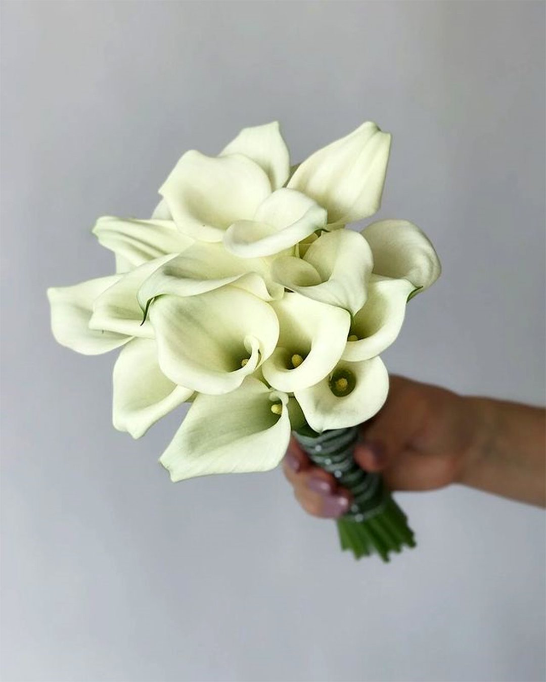 white wedding bouquets inspiration captivating lilly inspiration