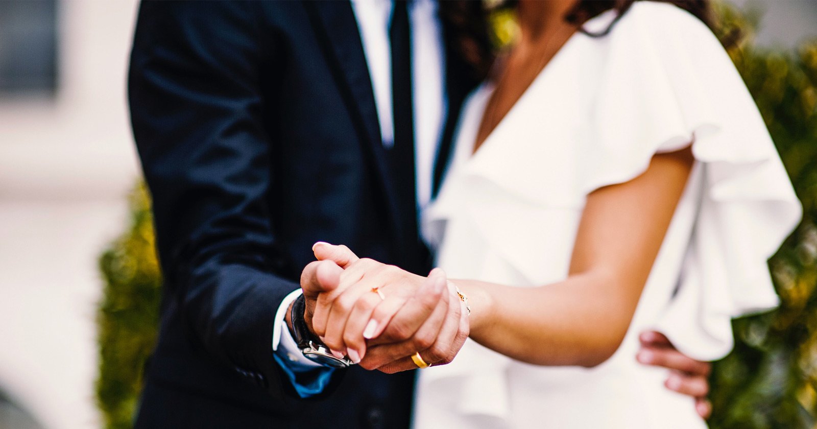 90s Wedding Songs: Get Down On Your Wedding Day With Our Playlist