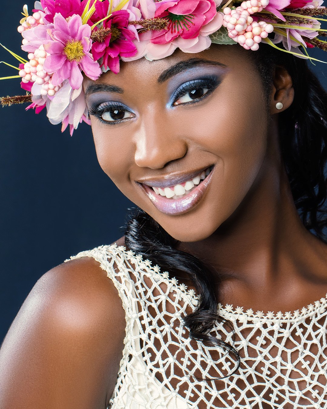 black bride makeup ideas with bright colors accents joyadenuga