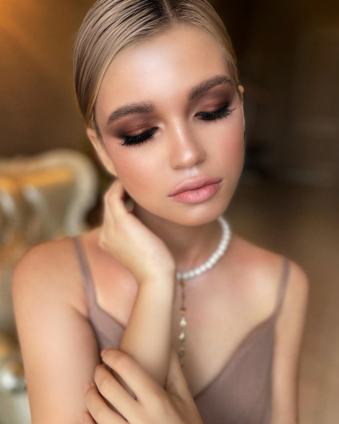 boho wedding makeup smokey eyes in brown tone evgenya_melnikova_