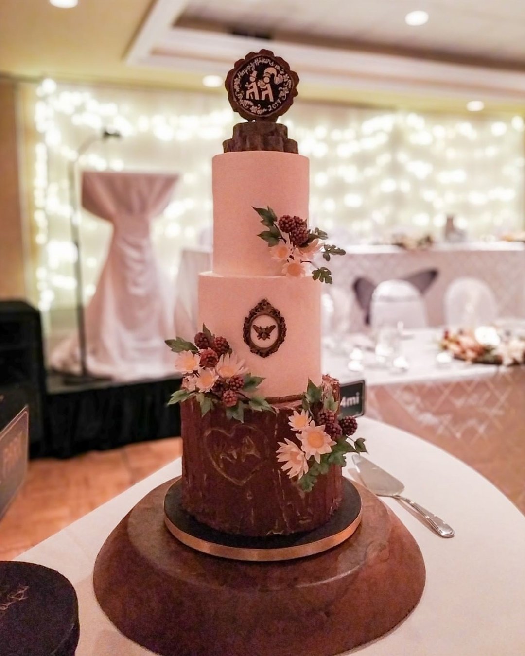 colored wedding cakes chocolate ideas