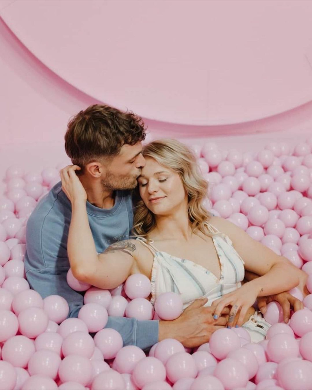 honeymoon photo ideas cute honeymoon photos