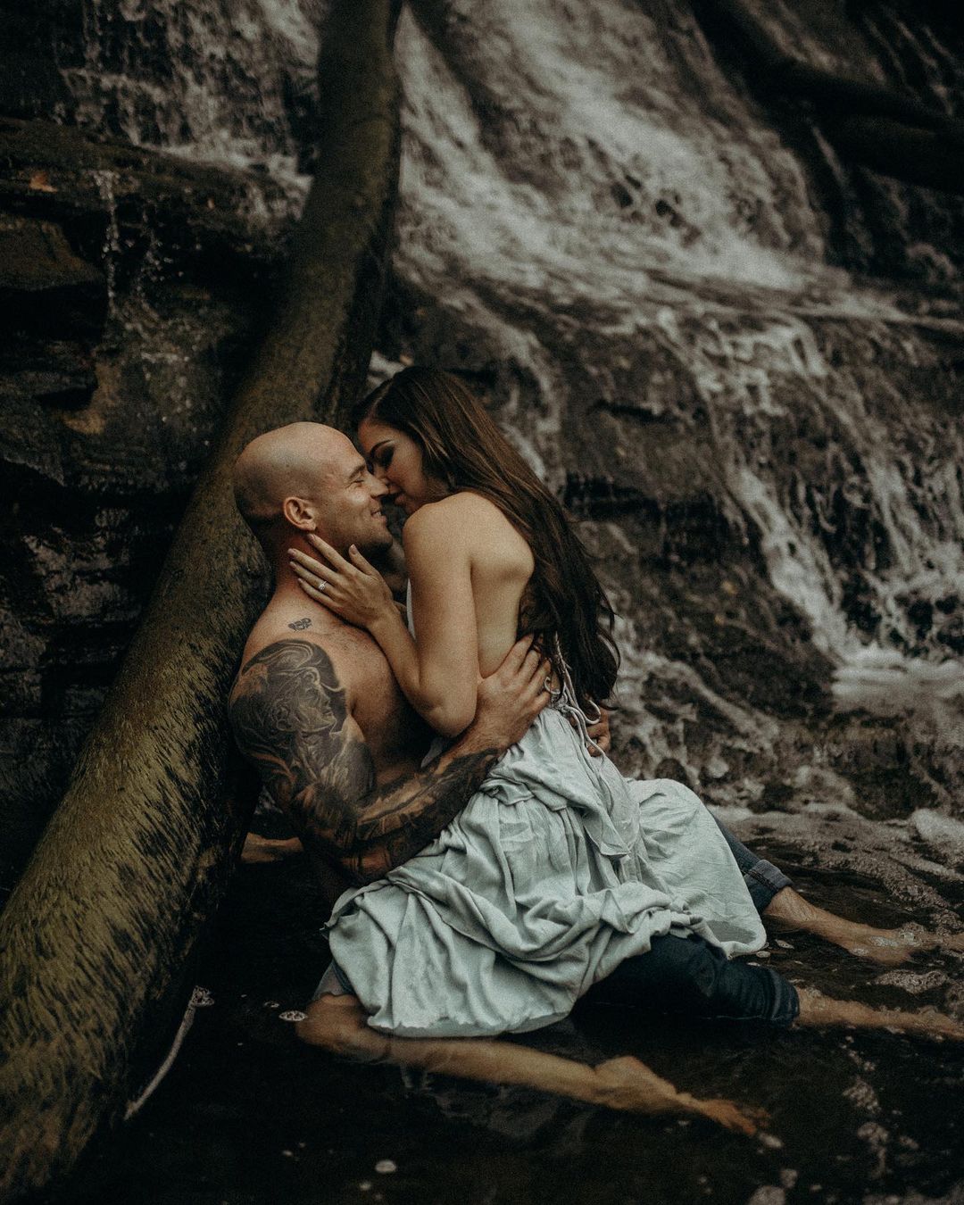 honeymoon photo ideas sweet honeymoon kiss ideas
