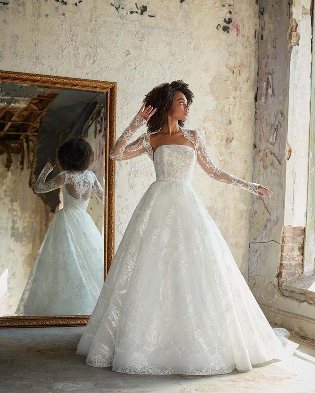 Modest Wedding Dresses: 33 Elegant ...