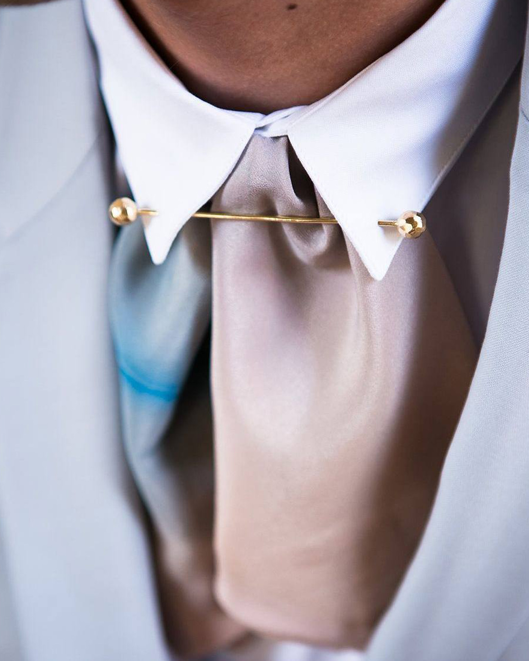 mens wedding attire gold accessory casual linneo eu