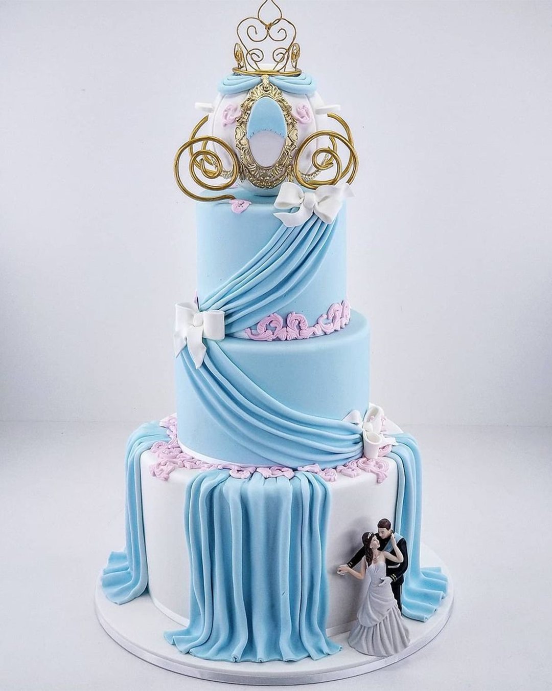 unique wedding cakes fairytale themed wedding cake
