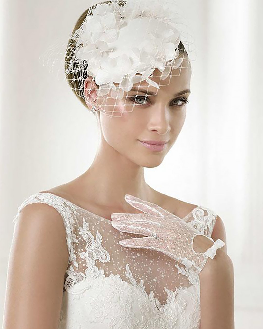 wedding hats small english white with feathers pronovias